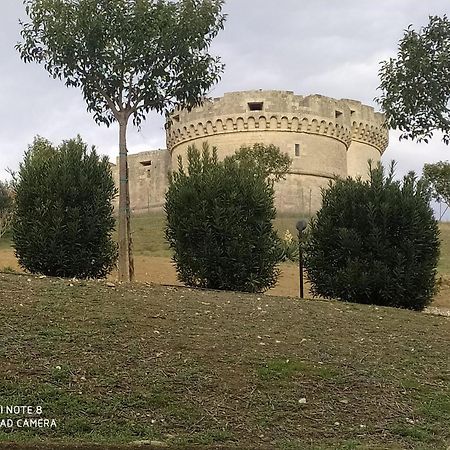 Sotto Il Castello Appartement Matera Buitenkant foto