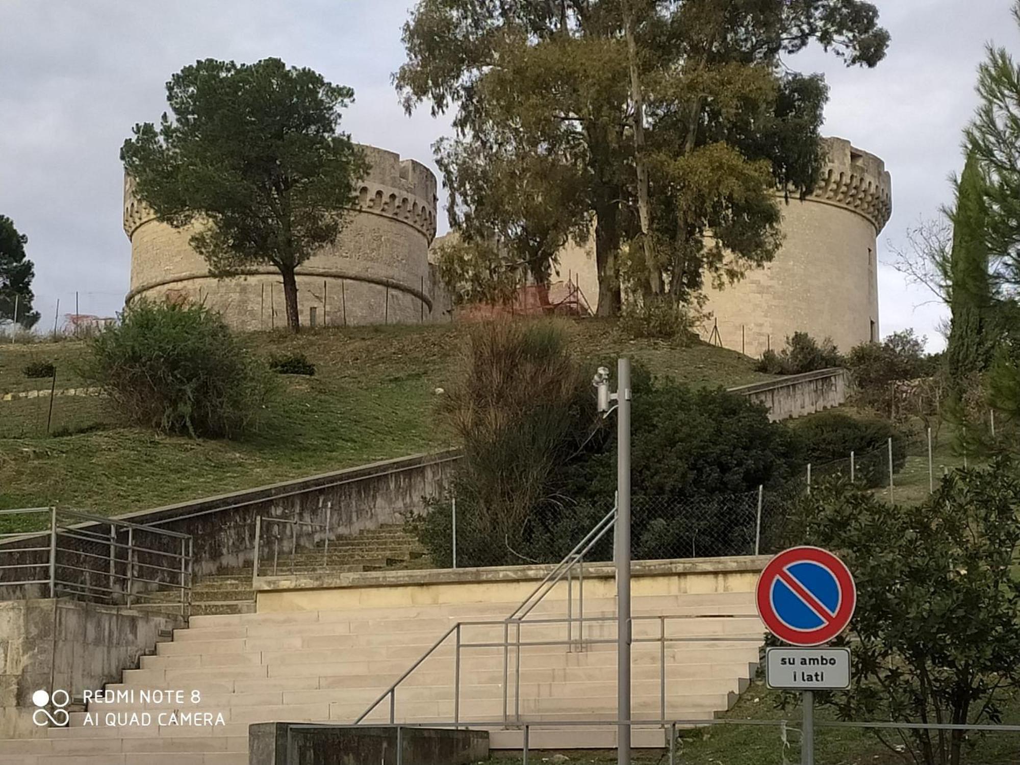 Sotto Il Castello Appartement Matera Buitenkant foto